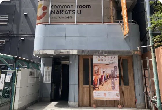 セブンイレブン前を通過するとすぐにTKビルに到着。